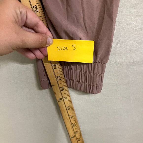 NWT All In Motion Women's Brown Active Light Mid-Rise Cargo Pockets Jogger Pants - Picture 10 of 16